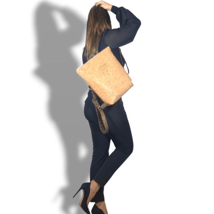 ΣΙΚΙΝΟΣ Χειροποίητη τσάντα πλάτης από φελλό Ανυαφντού Anifantou