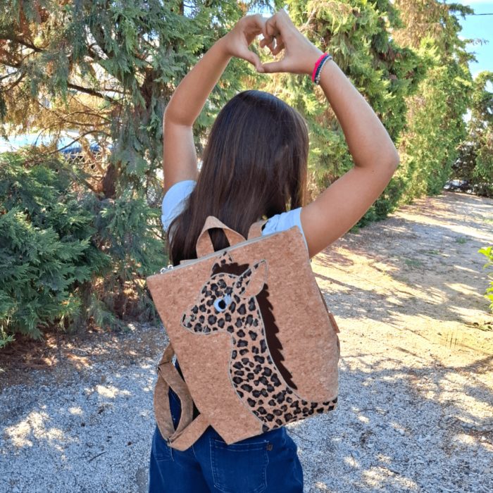 ΚΑΜΗΛΟΠΑΡΔΑΛΗ Χειροποίητο παιδικό σακίδιο πλάτης από φελλό Ανυφαντού