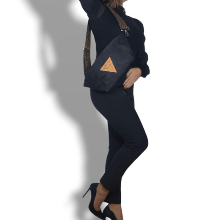 ΘΗΡΑΣΙΑ Χειροποίητη τσάντα μπανάνα ώμου Ανυαφντού Anifantou