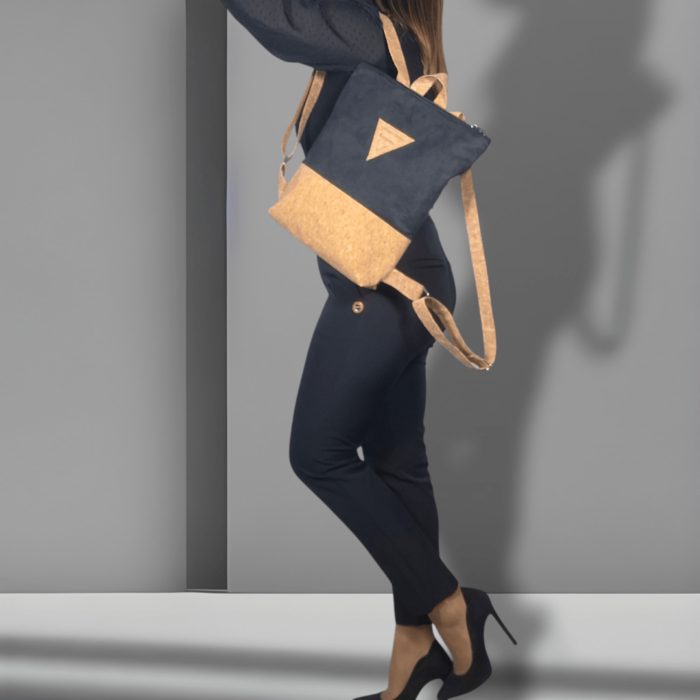 ΣΧΟΙΝΟΥΣΣΑ Χειροποίητη τσάντα πλάτης από φελλό Ανυαφντού Anifantou