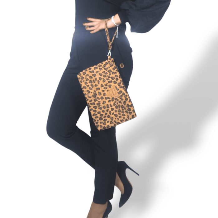 ΣΚΙΑΘΟΣ Χειροποίητο τσαντάκι χειρός από φελλό Ανυφαντού Anifantou