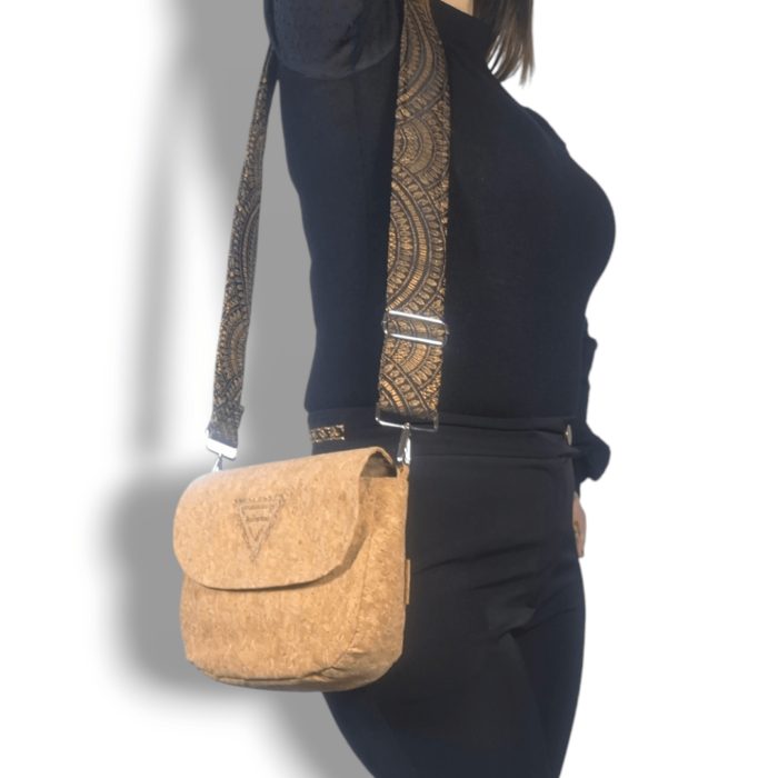 ΣΑΜΟΣ Χειροποίητη τσάντα χιαστί από φελλό Ανυφαντού Anifantou