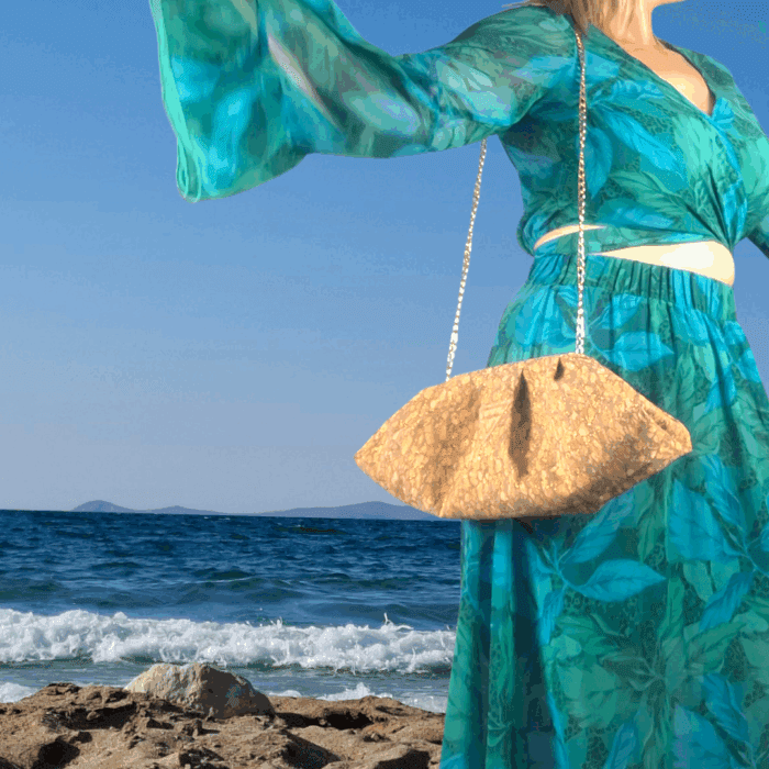 ΣΚΥΡΟΠΟΥΛΑ Χειροποίητη τσάντα ώμου από φελλό - Anifantou