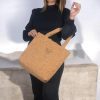 ΧΑΛΚΗ χειροποίητη μεγάλη τσάντα ώμου από φυσικό φελλό Anifantou