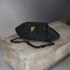 Χειροποίητη γυναικεία τσάντα πουγκί (bucket bag) από φυσικό μαύρο φελλό με μαύρη κοκάλινη αλυσίδα, δημιουργία της Anifantou.
