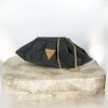 Χειροποίητη γυναικεία τσάντα ώμου πουγκί Bucket Bag από μαύρο φελλό με χρυσή αλυσίδα anifantou